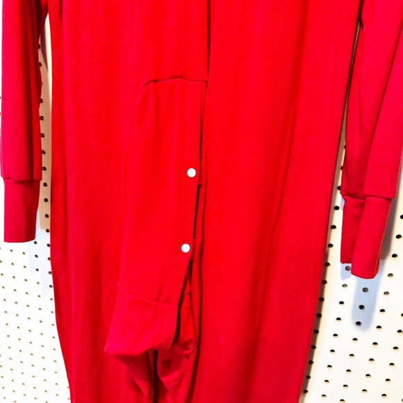 Hotouch | Men's Classic Red Union Suit One Piece Pajama w/n Rear Button Flap - Picture 3 of 5